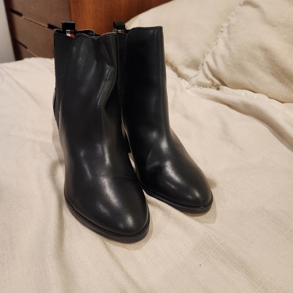 Tommy Hilfiger ankle boot womens size 9.5 - Picture 7 of 7